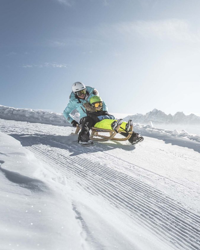 Che bella la neve! Vacanze invernali in famiglia Che bella la neve! Vacanze invernali in famiglia