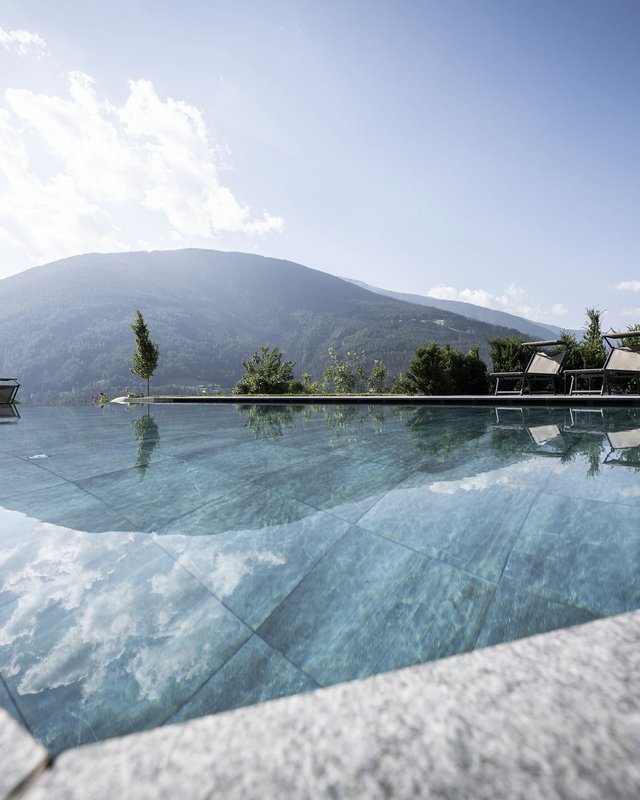 Summer happiness 7=6 Summer happiness 7=6